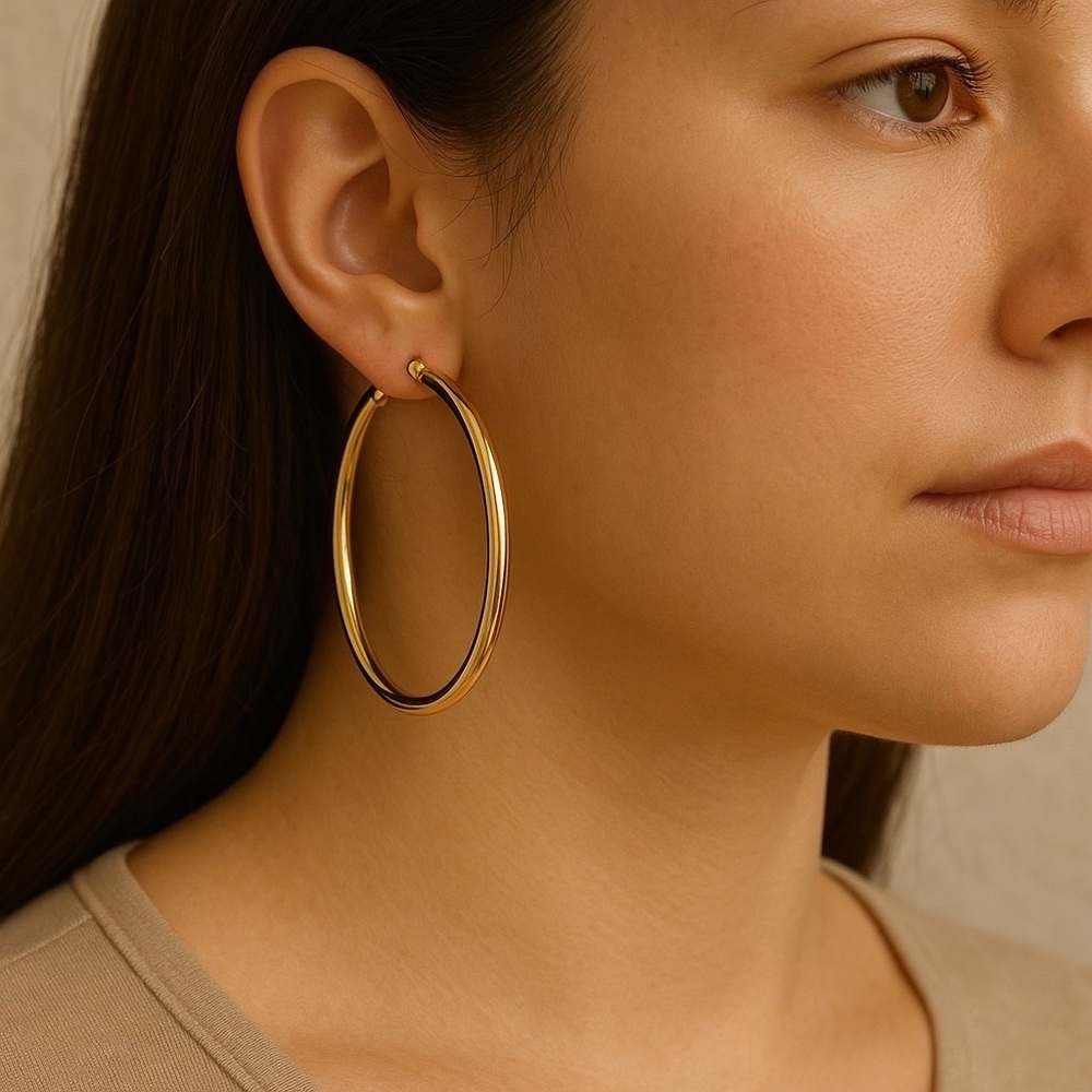 Elegant Gold Hoop Earrings